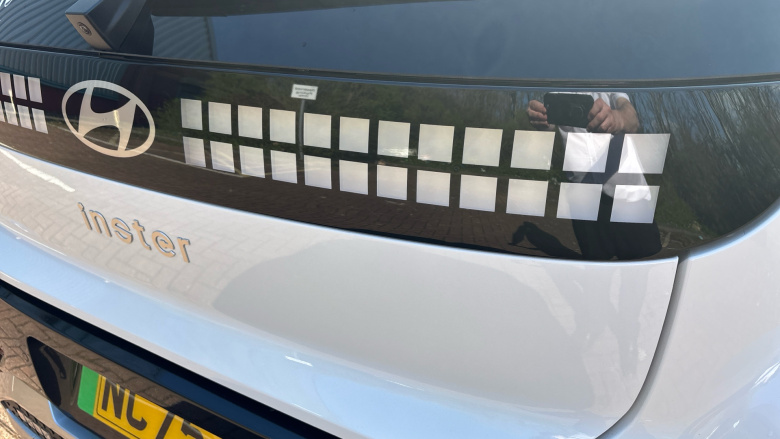 Hyundai INSTER 85kW 02 49kWh 5dr Auto Electric Hatchback